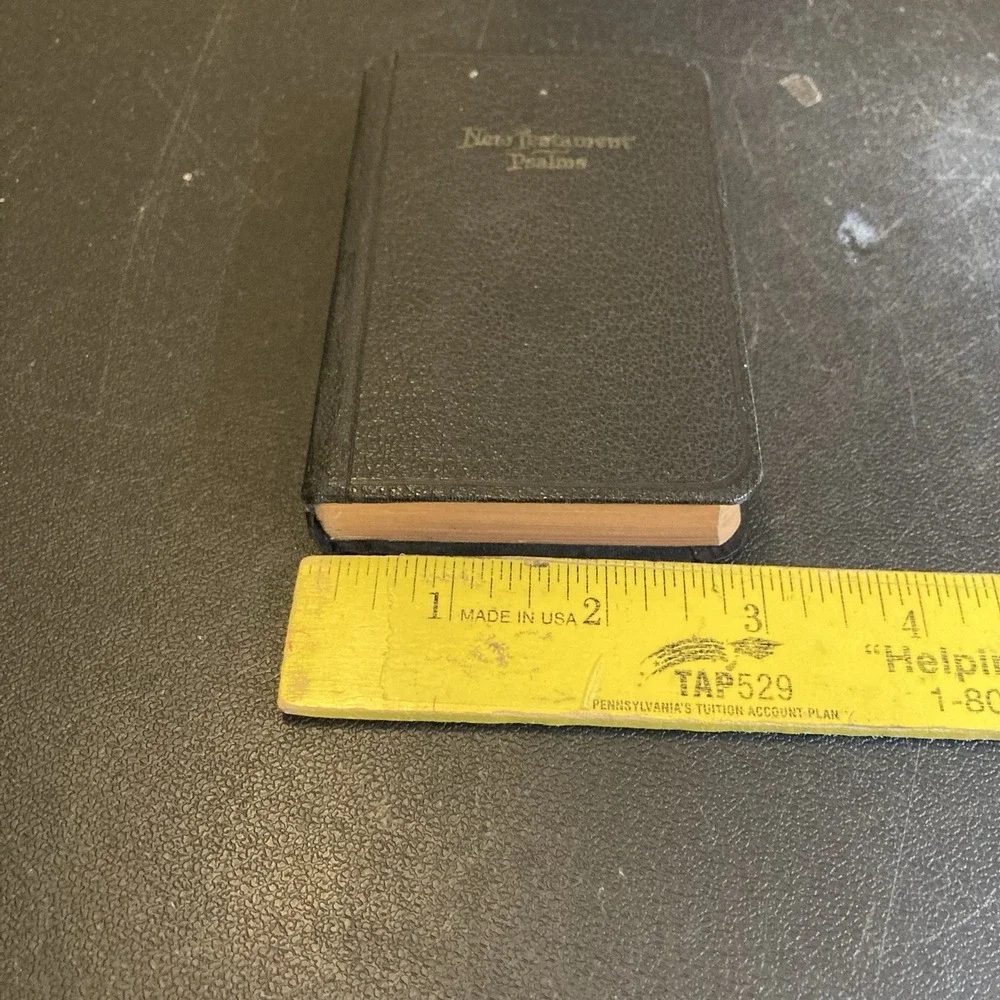 New Testament & Psalms Pocket KJV World Pronouncing Made USA‎ Pre-1944 Bonded